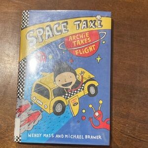 Space Taxi: Archie Takes Flight (Blue & Yellow Kids Hardcover)